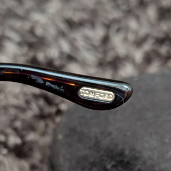 Tom Ford Chick And Stylish Tortoiseshell Sunglasses - Picture 7 of 10